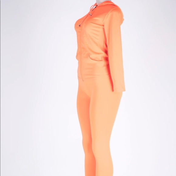 Loungewear set - Picture 10 of 12